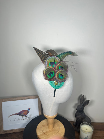 Pea Feather Fascinator with green Brim