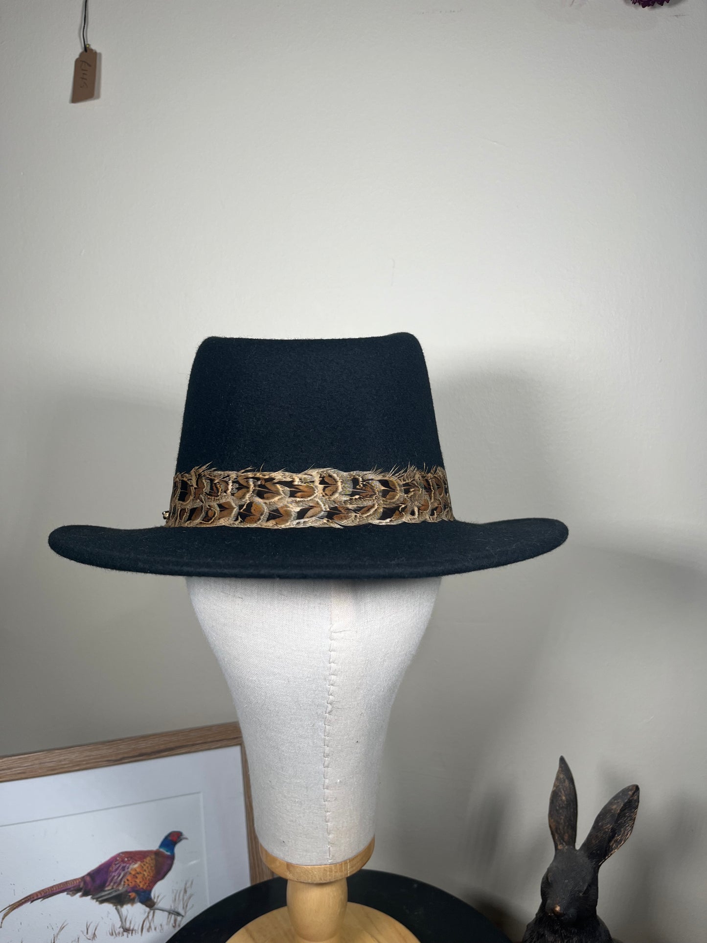 The Isla Fedora (Black, Hen Feathers) (Small)