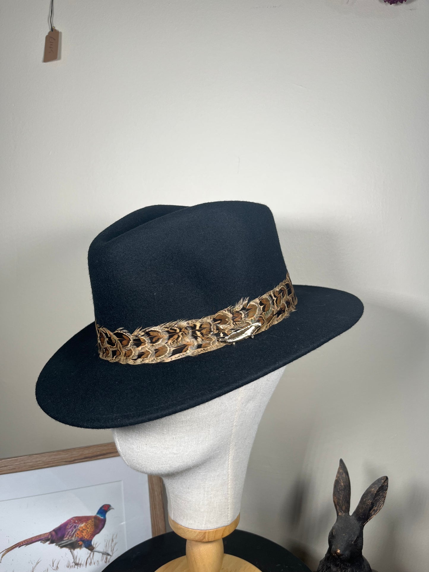 The Isla Fedora (Black, Hen Feathers) (Small)