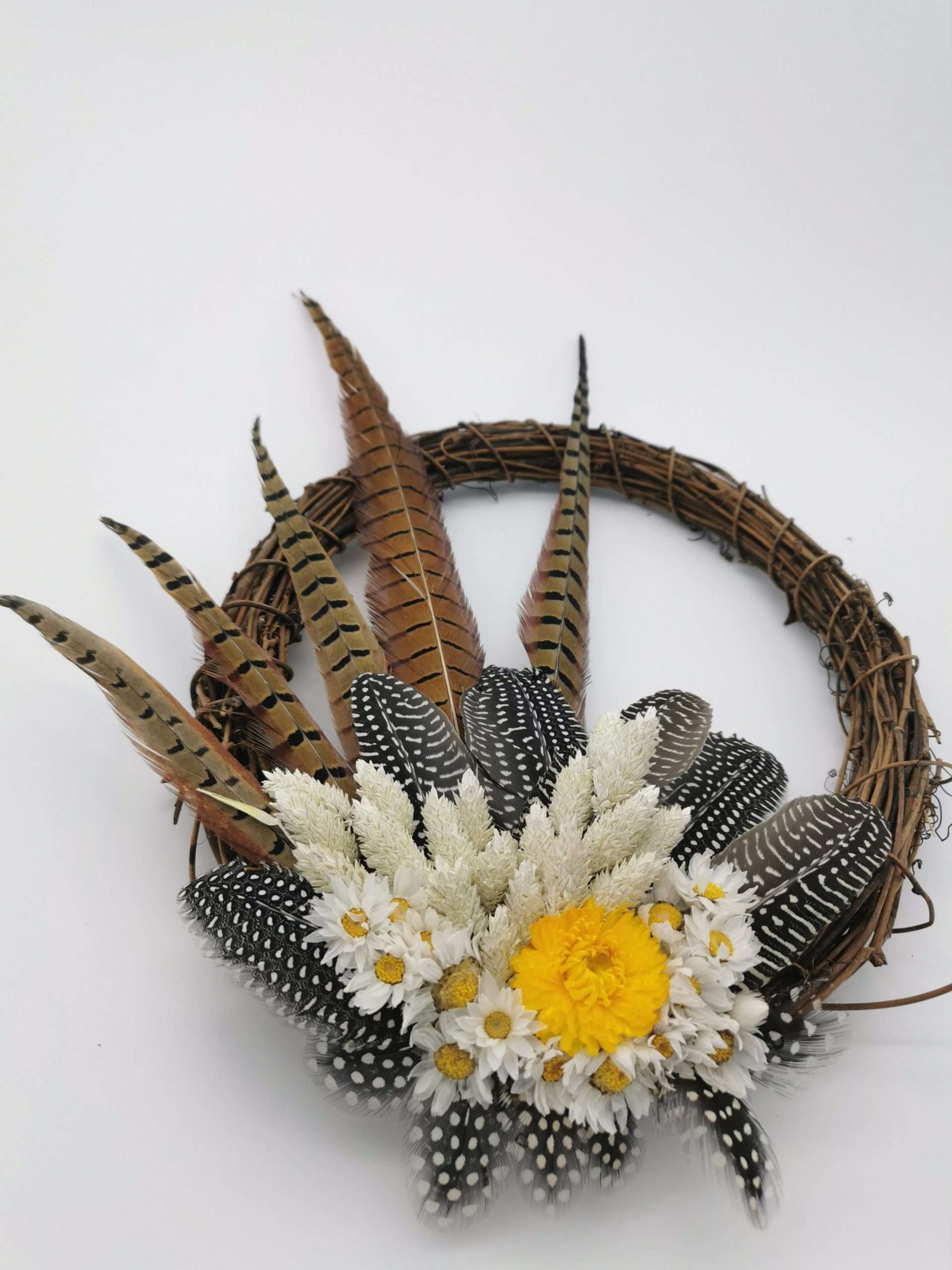 fancy_feathers-wreath_dried_flowers-31231-scaled