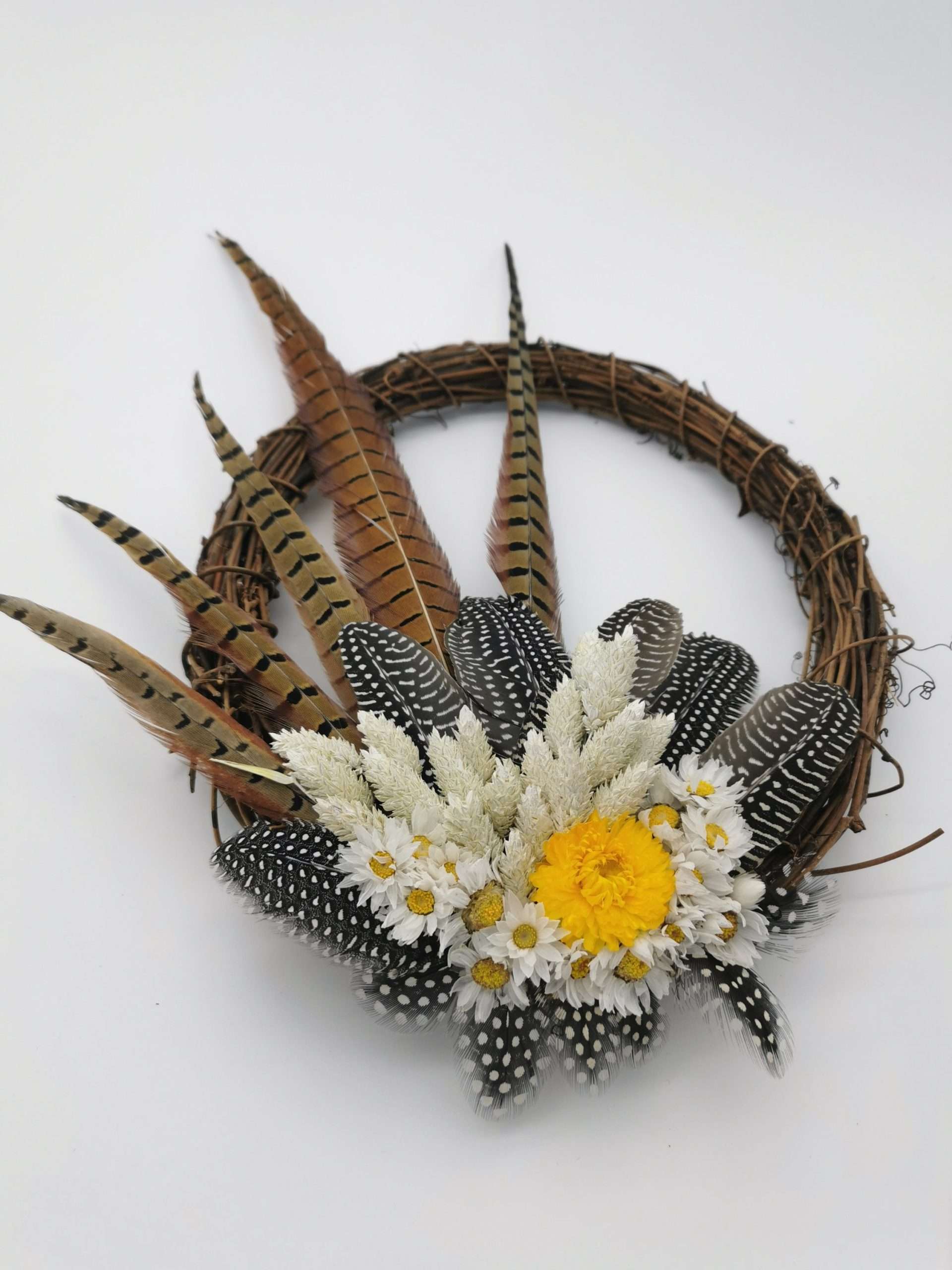 fancy_feathers-wreath_dried_flowers-31233-scaled